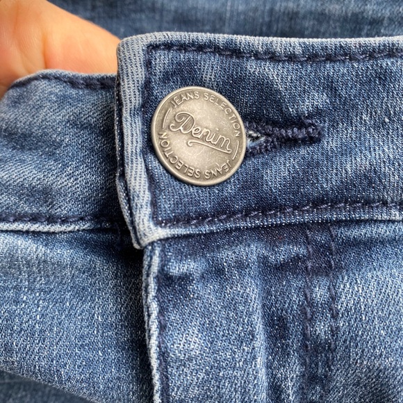 👖ESMARA SUPER SKINNY MEDIUM WAIST ANKLE DISTRESSED SKINNY JEANS! - Picture 8 of 14